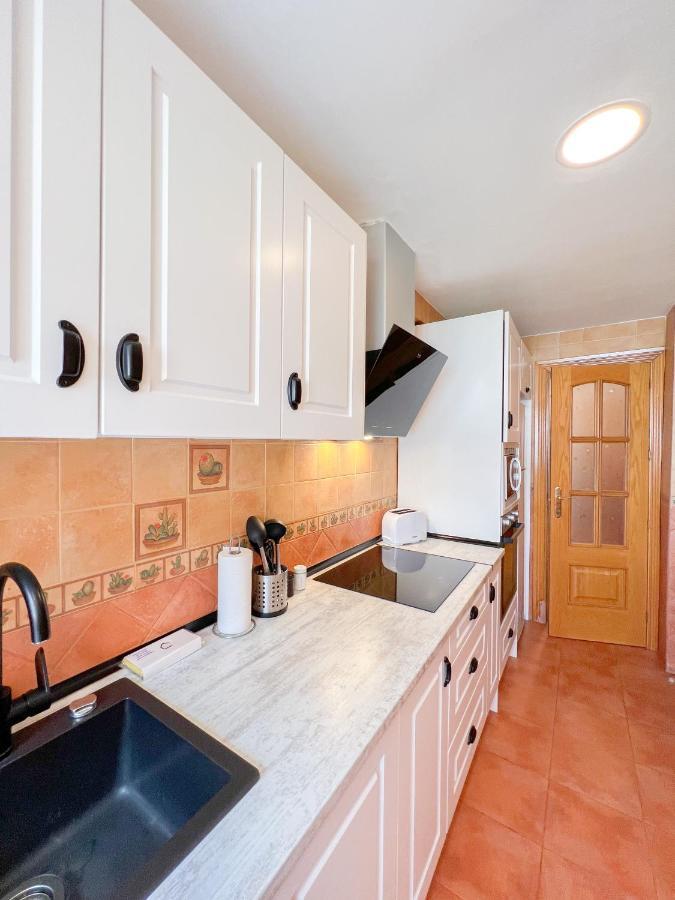 Spacious Apartment In The Center Of Torremolinos Luaran gambar
